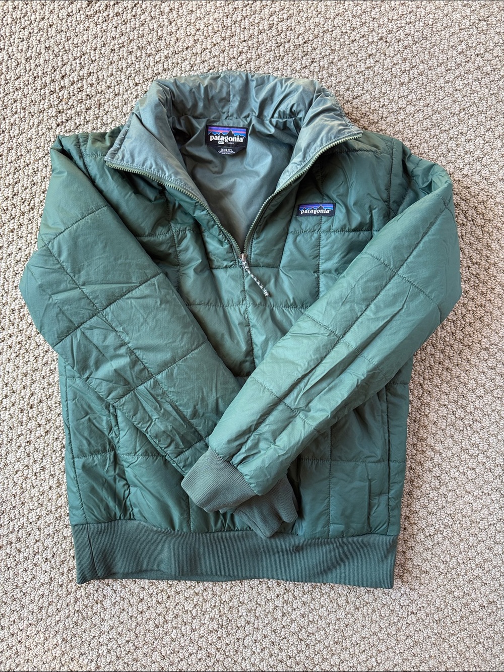 Patagonia Green half zip puffer
